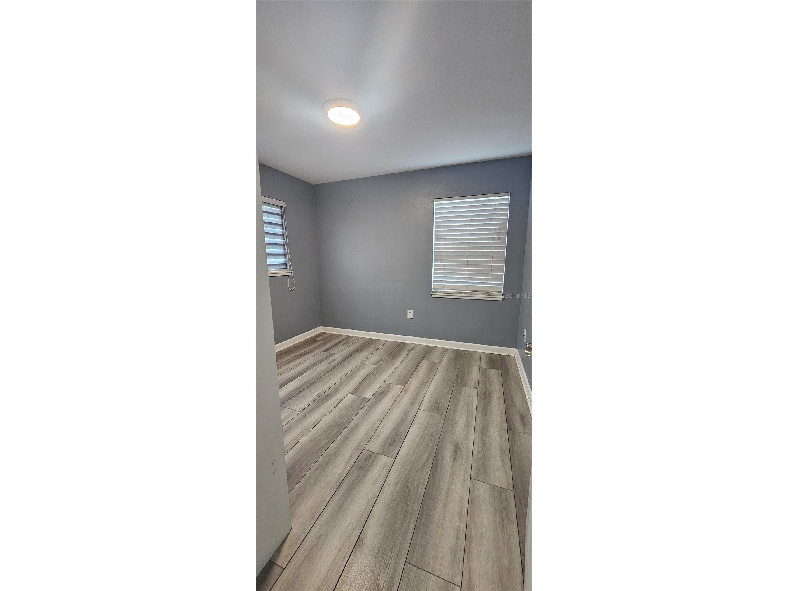 2611 17th Avenue N Saint Petersburg FL 33713 TB8511093 image2