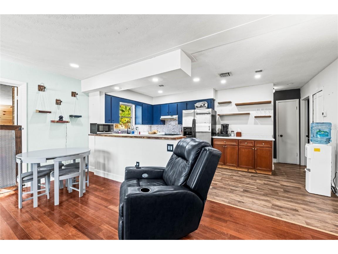 2611 Huntington Avenue Sarasota FL 34232 A4670422 image14