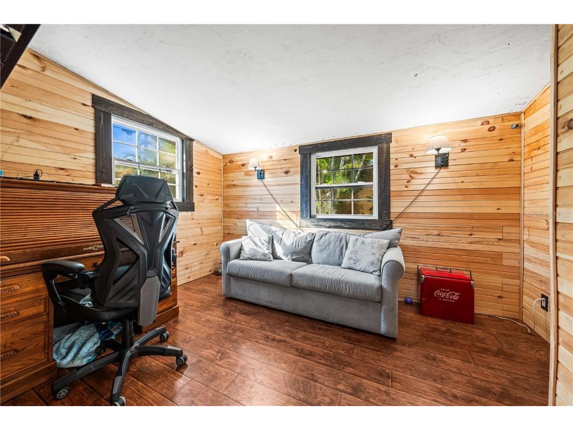 2611 Huntington Avenue Sarasota FL 34232 A4670422 image20