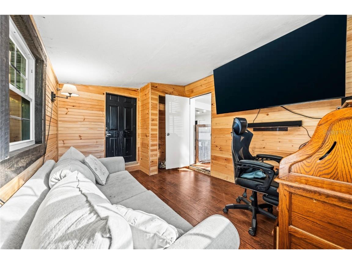 2611 Huntington Avenue Sarasota FL 34232 A4670422 image22