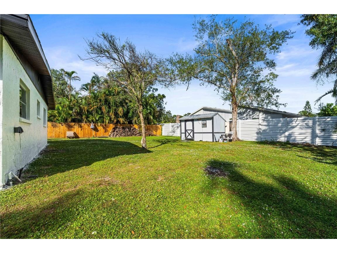 2611 Huntington Avenue Sarasota FL 34232 A4670422 image32