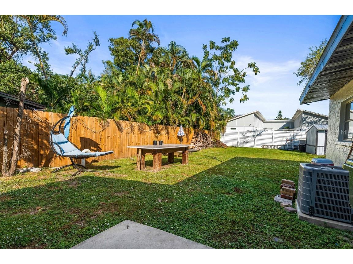 2611 Huntington Avenue Sarasota FL 34232 A4670422 image37