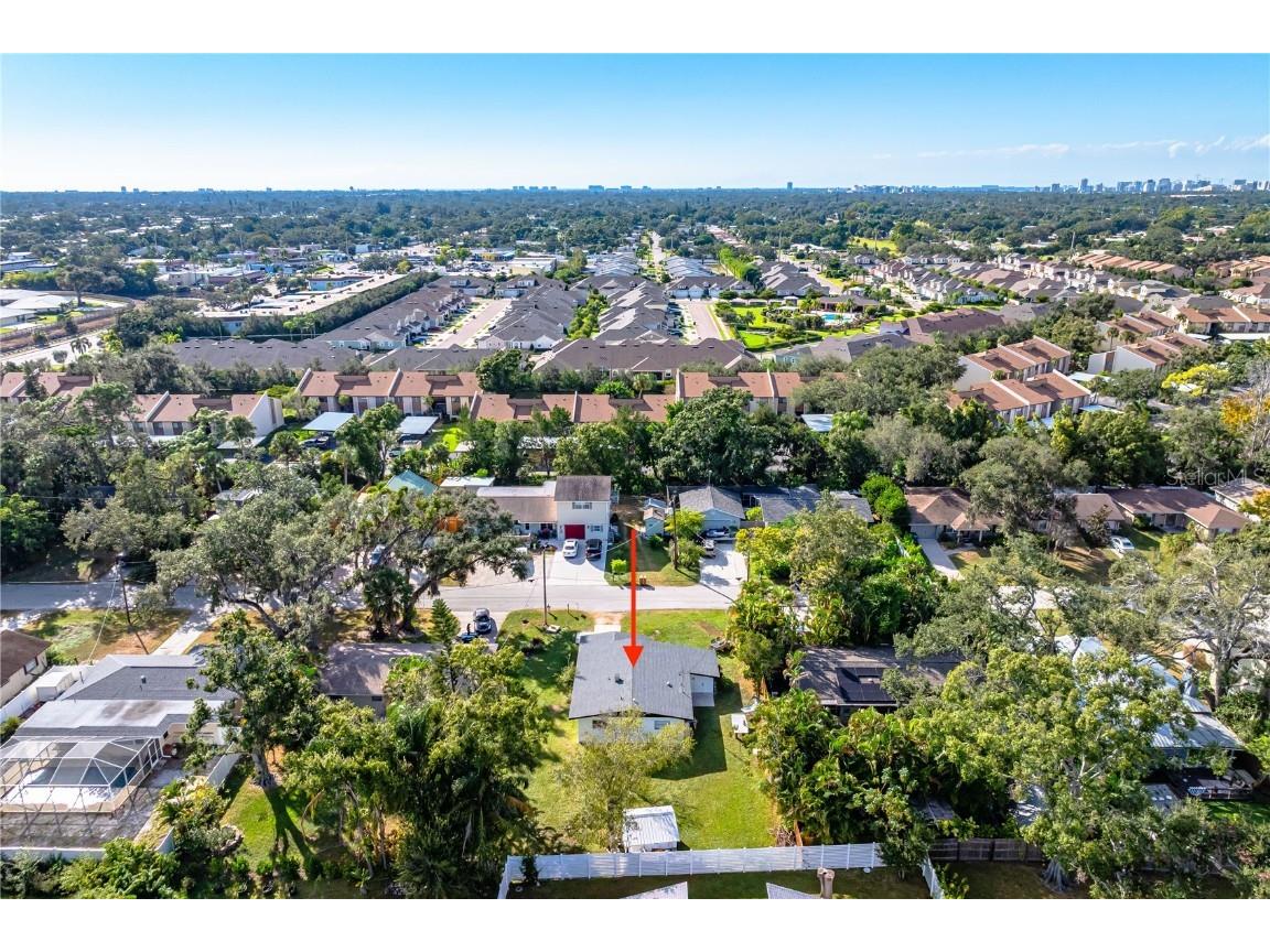 2611 Huntington Avenue Sarasota FL 34232 A4670422 image46