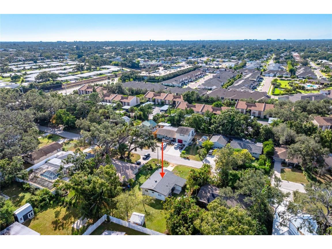 2611 Huntington Avenue Sarasota FL 34232 A4670422 image48