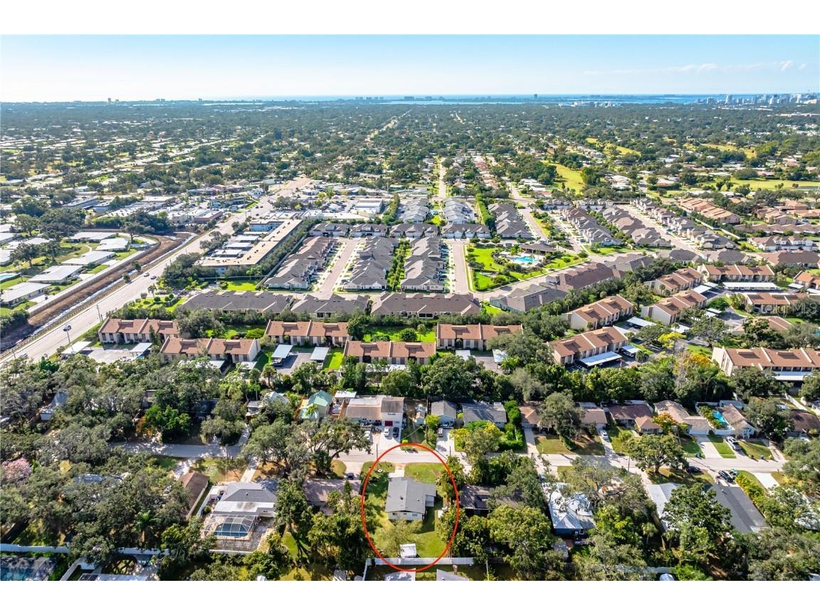 2611 Huntington Avenue Sarasota FL 34232 A4670422 image53