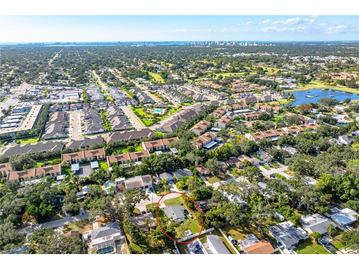 2611 Huntington Avenue Sarasota FL 34232 A4670422 image54