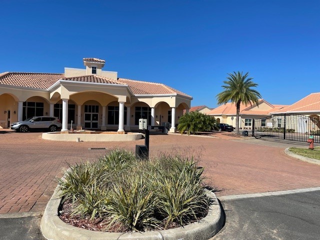 2611 Shantiniketan Boulevard #G-11 Tavares FL 32778 O6297646 image25