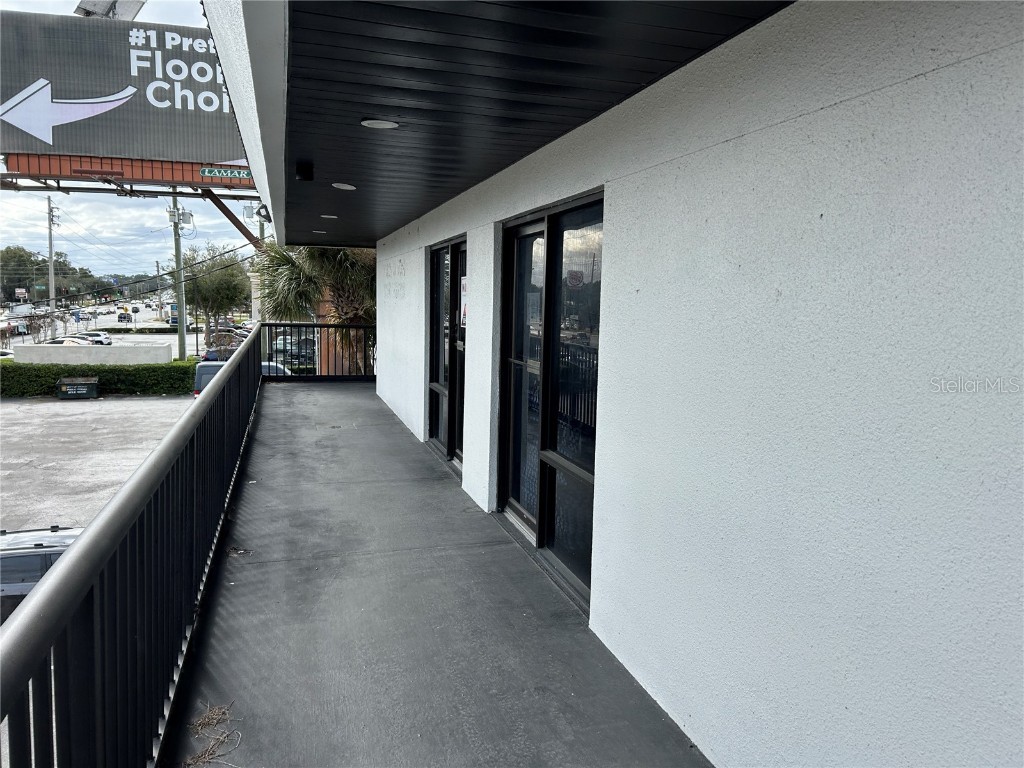 2611 SW College Road #F Ocala FL 34471 OM704785 image1