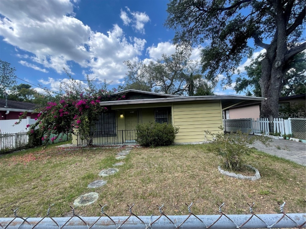 2611 W Comanche Avenue Tampa FL 33614 TB8381010 image1