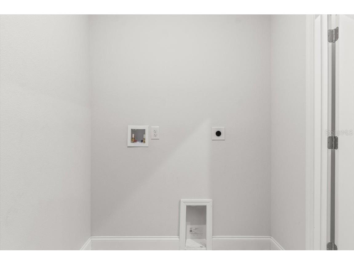 2611 W Royal Palm Drive Citrus Springs FL 34434 O6321700 image38