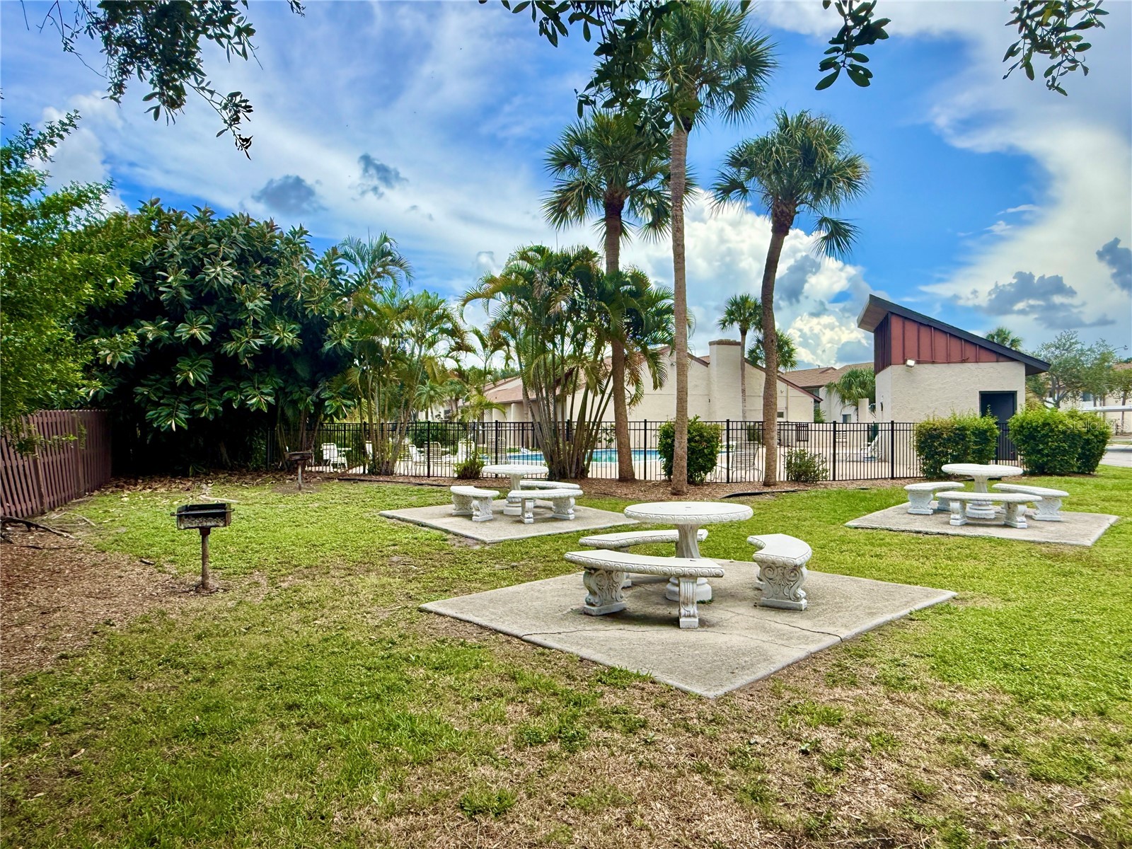 2612 Hidden Lake Drive N #D Sarasota FL 34237 A4699412 image25