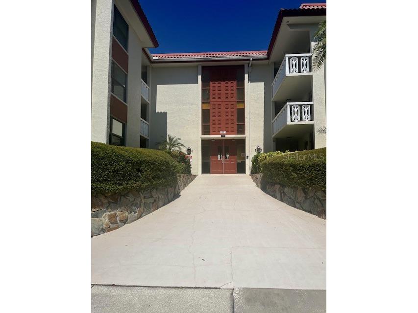 2612 Pearce Drive #205 Clearwater FL 33764 U8194364 image1