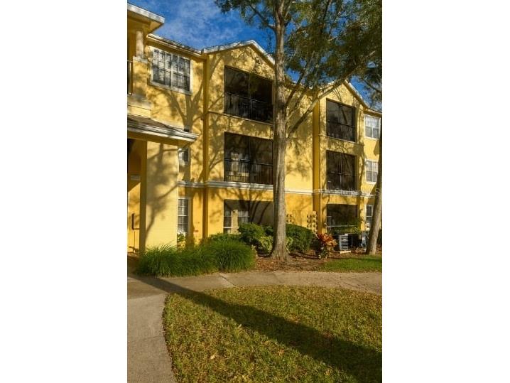 2612 Robert Trent Jones Drive #722 Orlando FL 32835 O6365149 image1