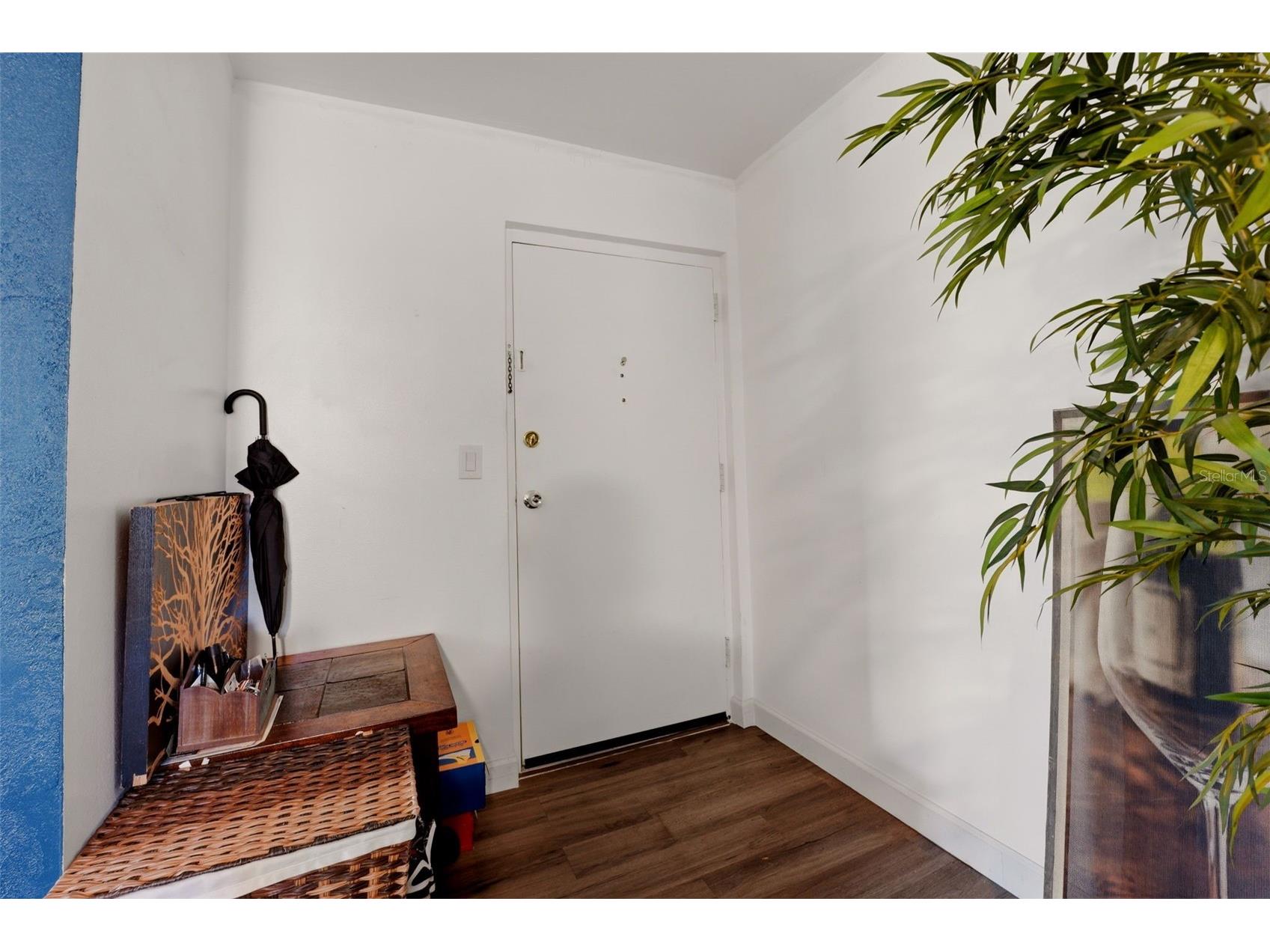 2613 Pine Lake Terrace #D Sarasota FL 34237 A4689758 image4