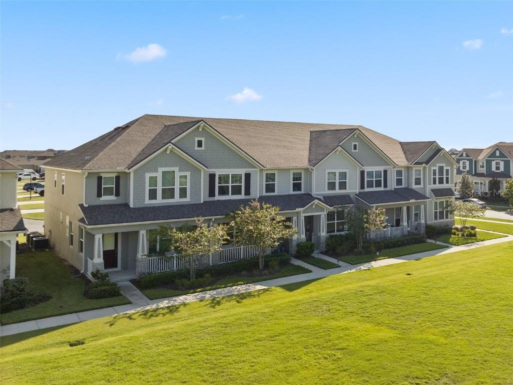 2613 Play Hard Alley Kissimmee FL 34744 S5091117 image1