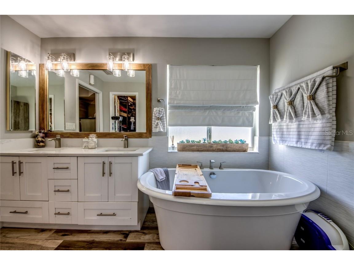 2613 SW 7th Place Cape Coral FL 33914 C7514458 image15