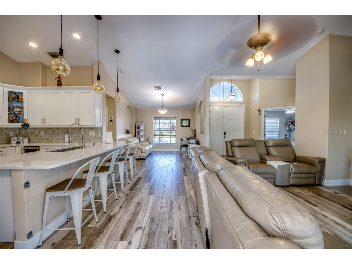 2613 SW 7th Place Cape Coral FL 33914 C7514458 image7