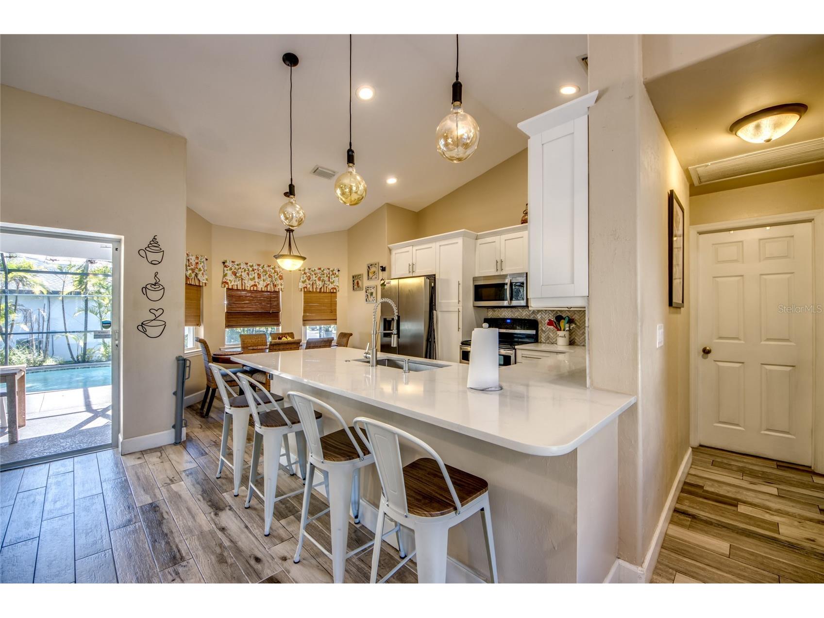 2613 SW 7th Place Cape Coral FL 33914 C7525535 image12