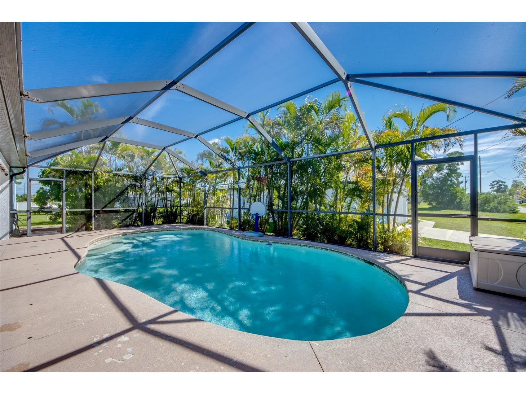 2613 SW 7th Place Cape Coral FL 33914 C7525535 image40