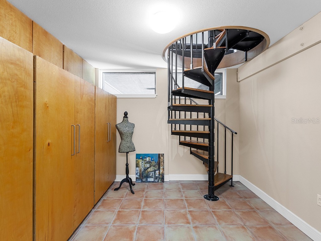 2613 Temple Street Sarasota FL 34239 A4673045 image41