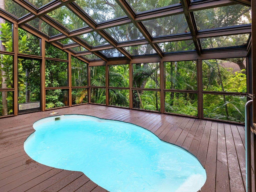 2613 Temple Street Sarasota FL 34239 A4673045 image7