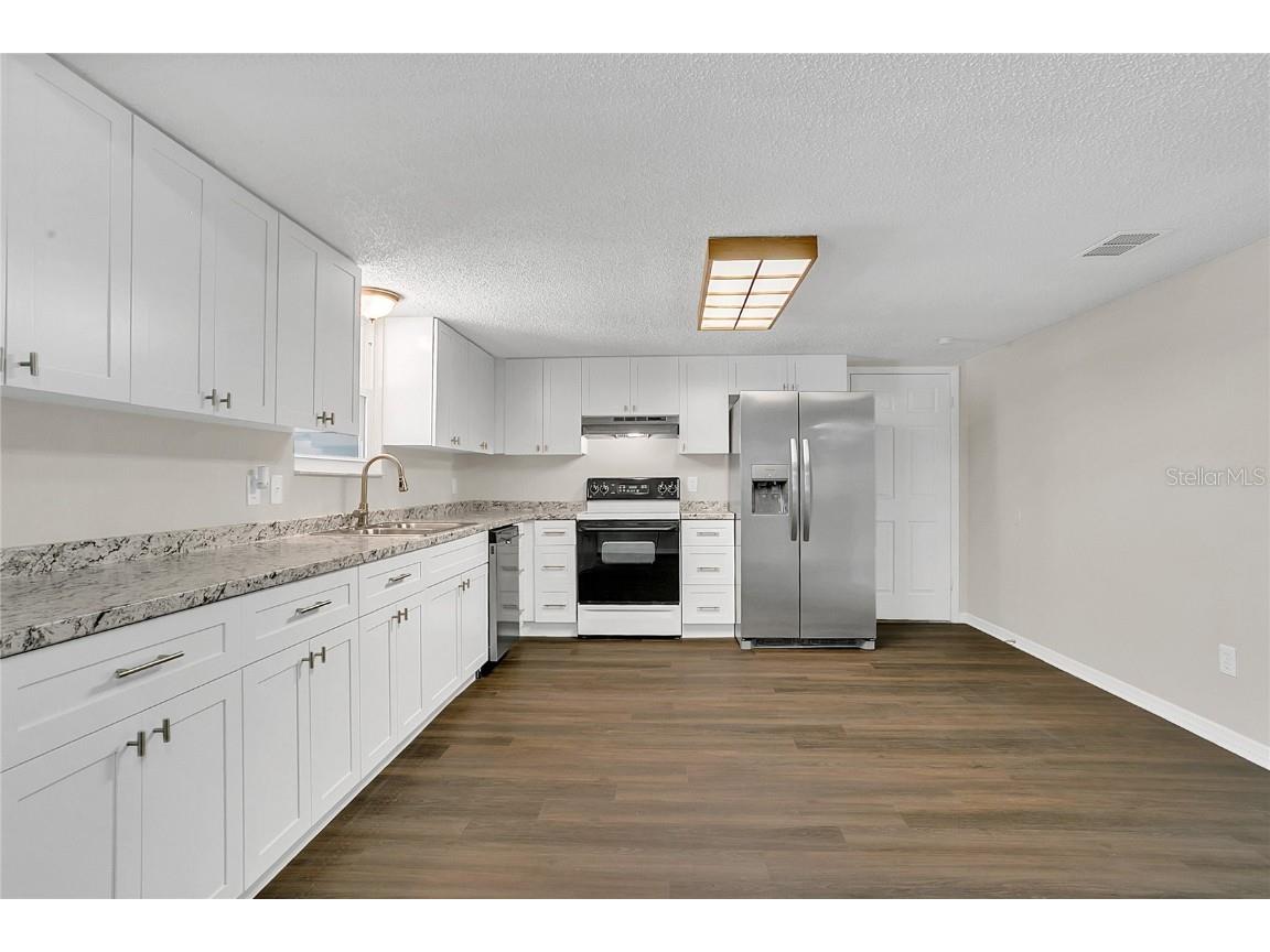 2613 Travelers Palm Drive Edgewater FL 32141 O6349844 image8