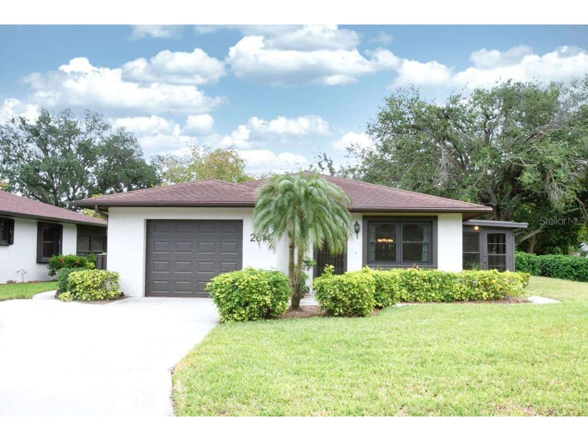 2614 67th Street W Bradenton FL 34209 A4648709 image1