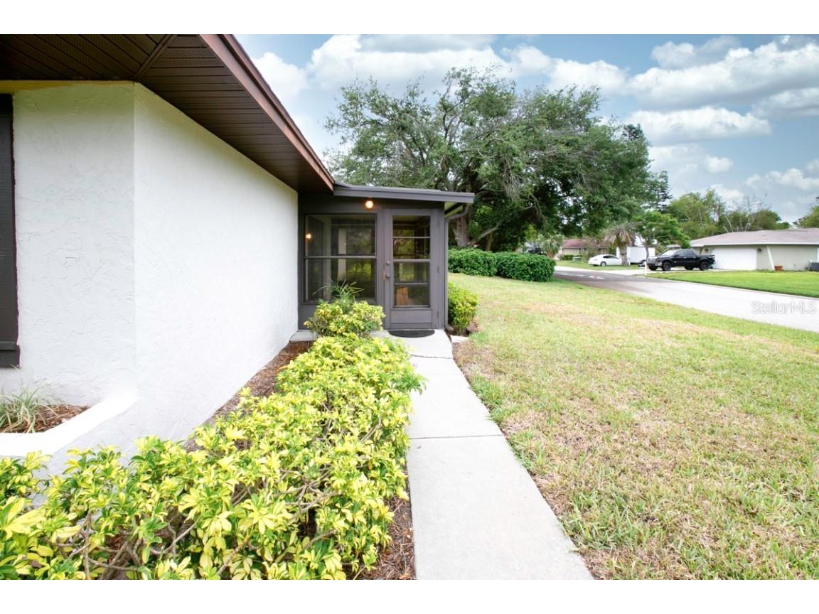 2614 67th Street W Bradenton FL 34209 A4648709 image24