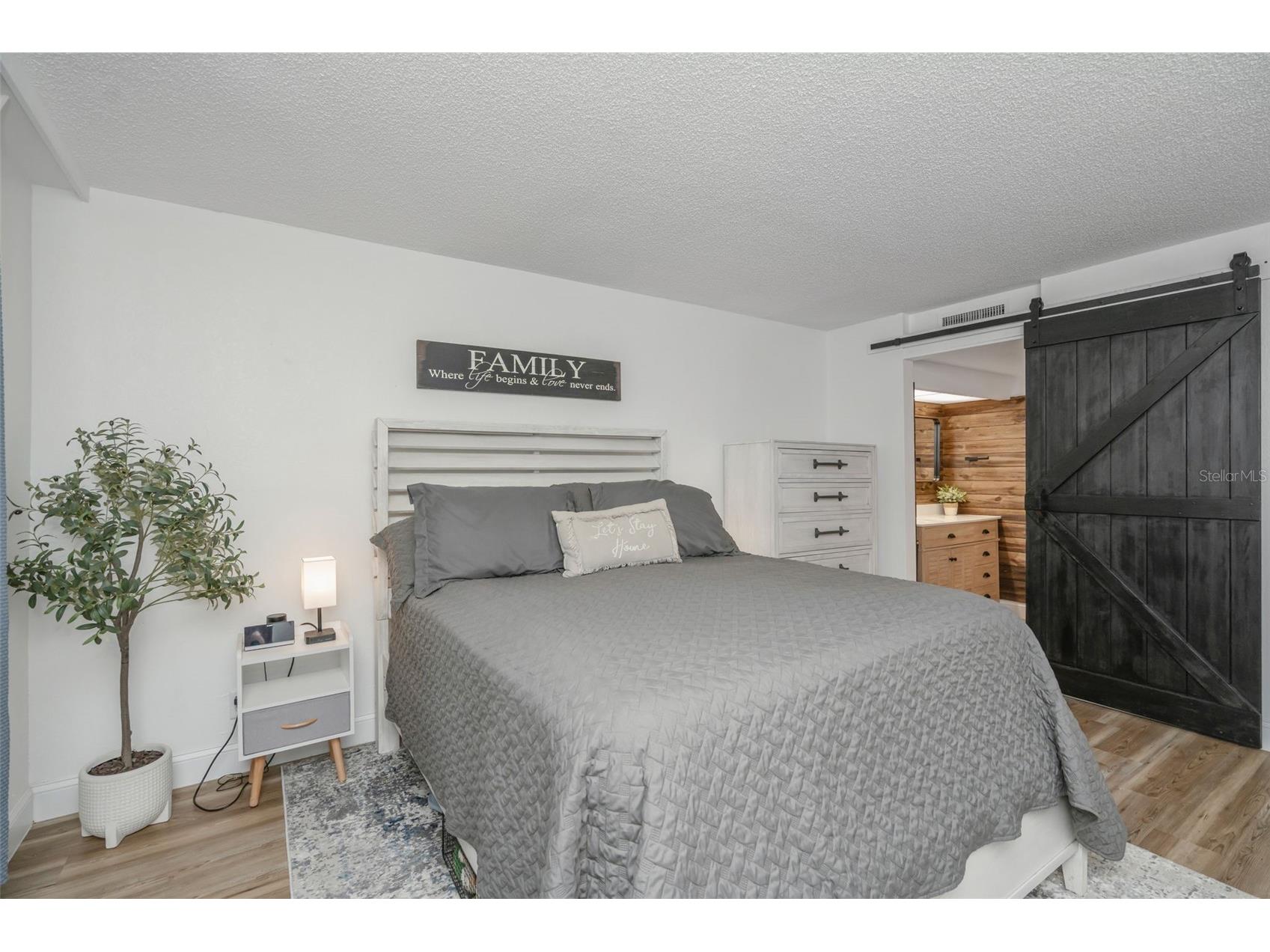2614 Cove Cay Drive #102 Clearwater FL 33760 - TAMPA BAY TB8527390 image11