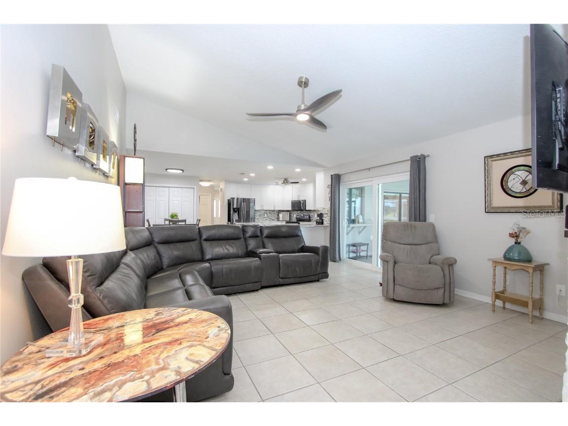 2614 Crestfield Drive Valrico FL 33596 TB8440388 image15