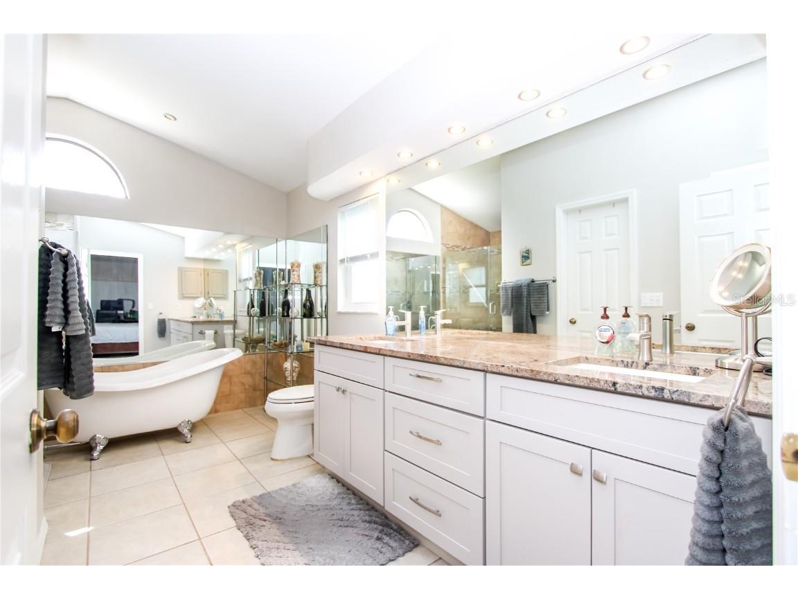 2614 Crestfield Drive Valrico FL 33596 TB8440388 image25