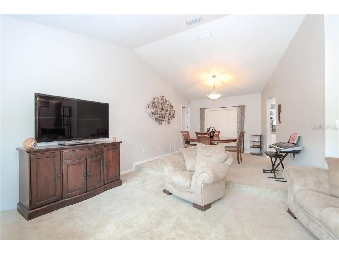 2614 Crestfield Drive Valrico FL 33596 TB8440388 image5