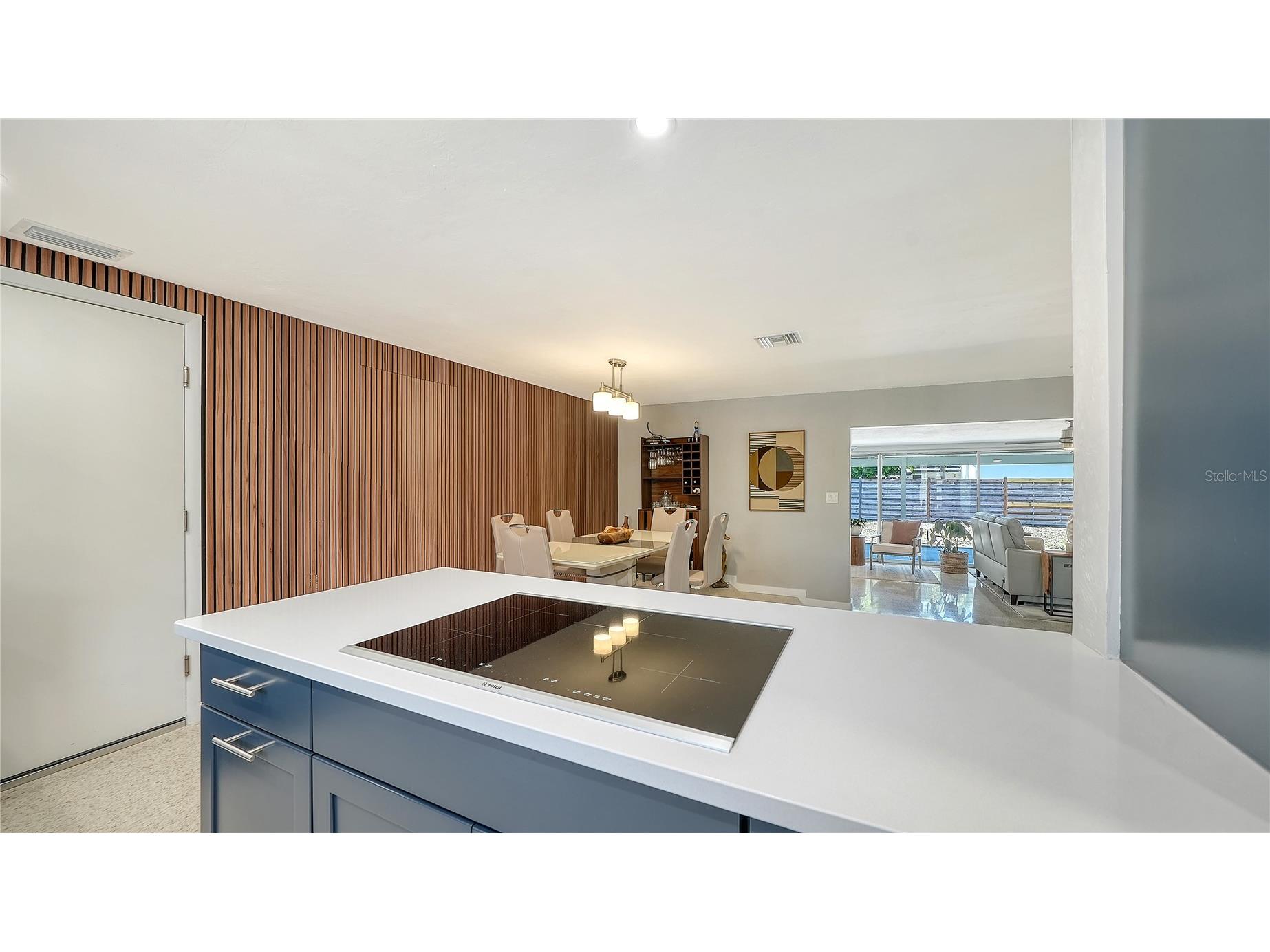 2614 Croton Avenue Sarasota FL 34239 A4691649 image21