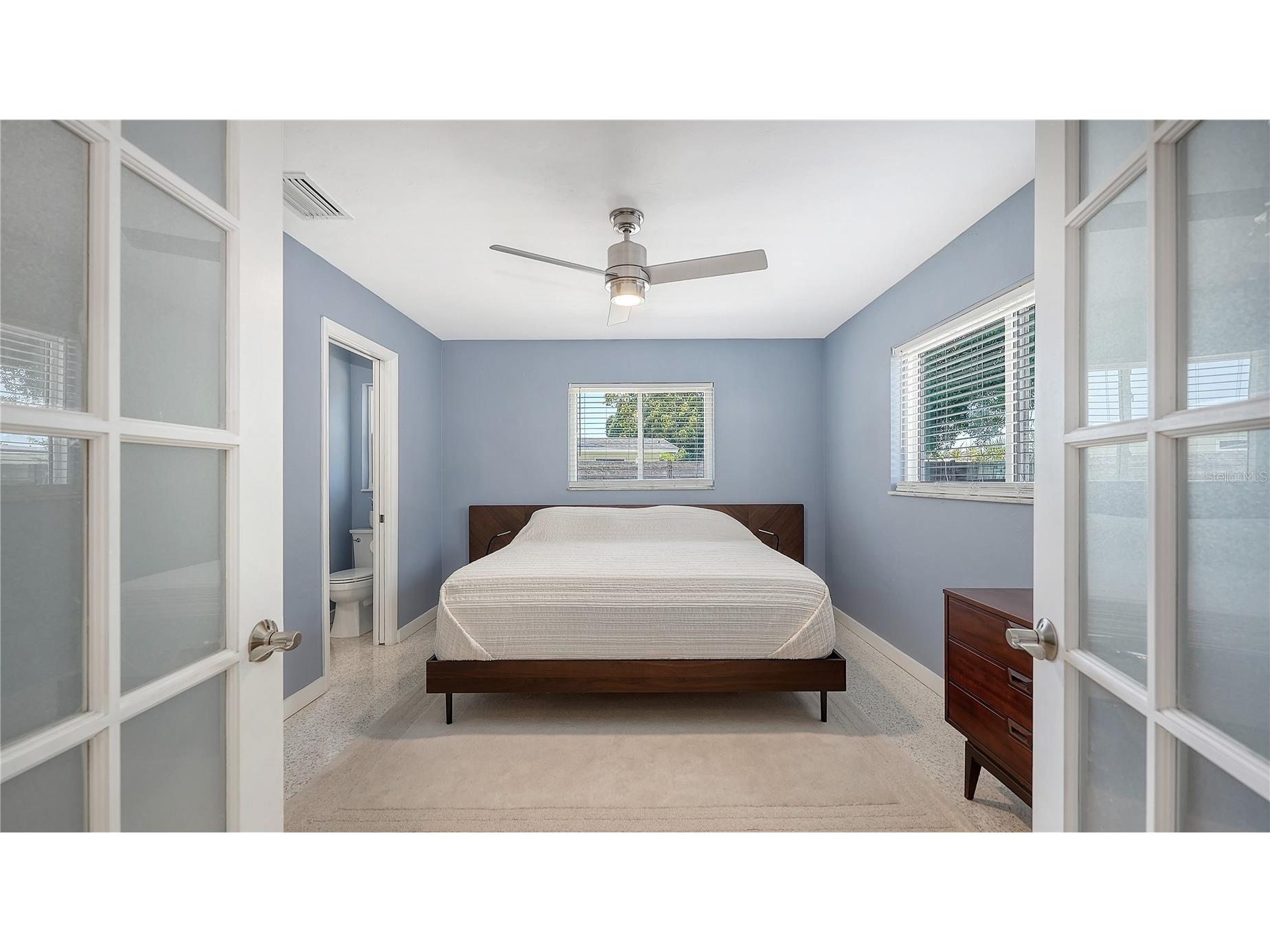2614 Croton Avenue Sarasota FL 34239 A4691649 image29