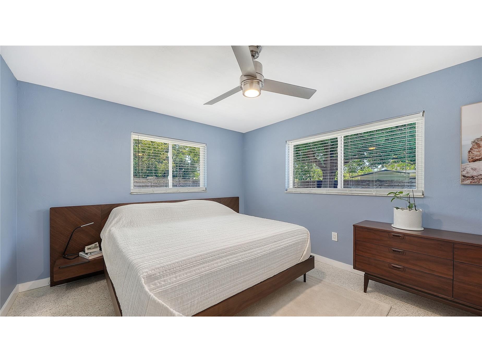 2614 Croton Avenue Sarasota FL 34239 A4691649 image30