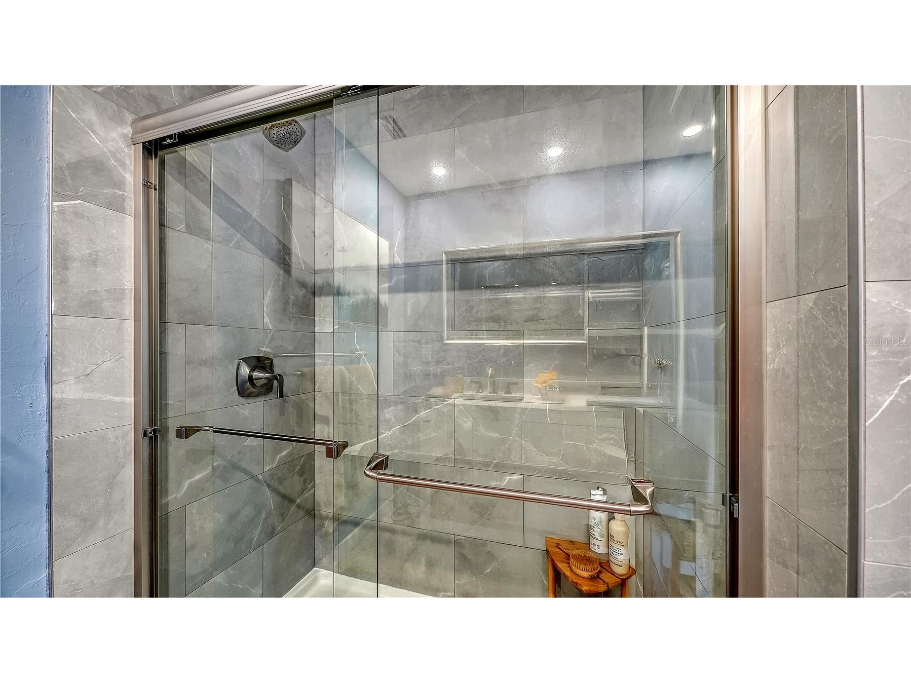 2614 Croton Avenue Sarasota FL 34239 A4691649 image33