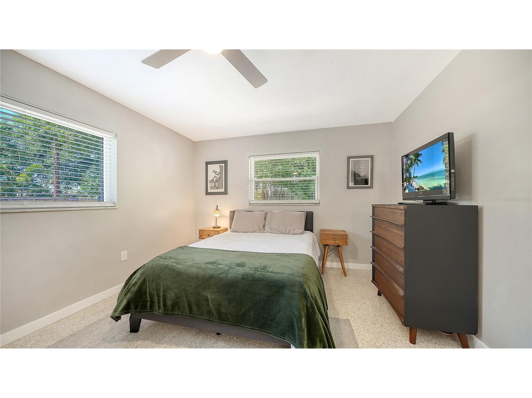 2614 Croton Avenue Sarasota FL 34239 A4691649 image39