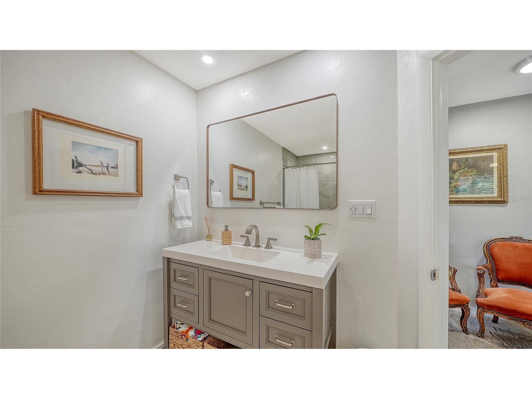 2614 Croton Avenue Sarasota FL 34239 A4691649 image44