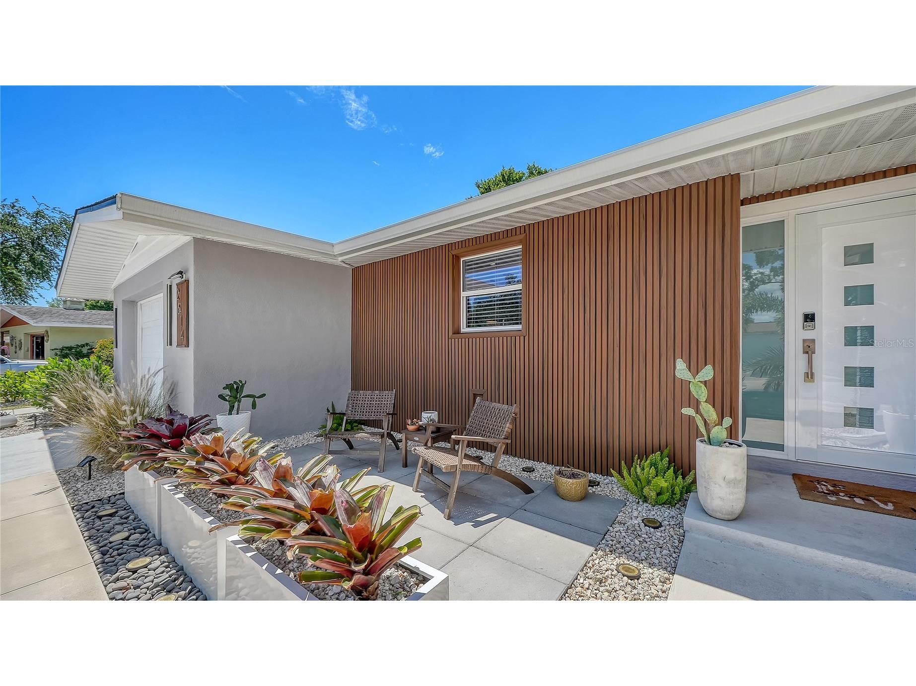 2614 Croton Avenue Sarasota FL 34239 A4691649 image5