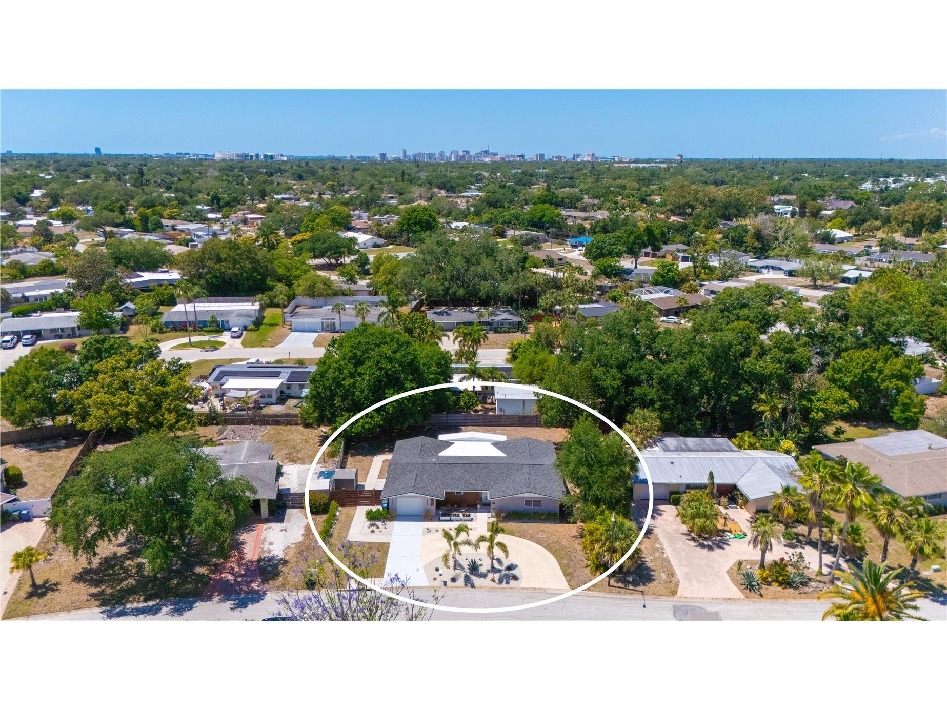 2614 Croton Avenue Sarasota FL 34239 A4691649 image7