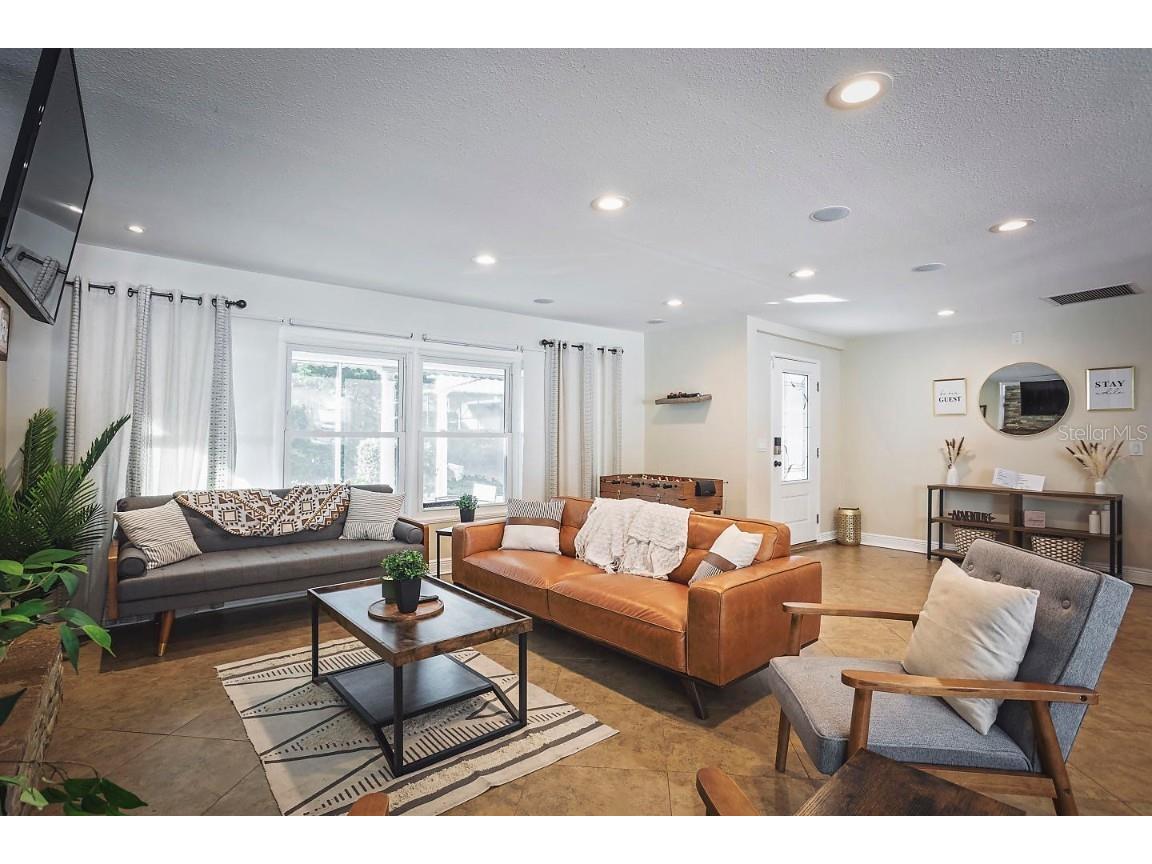 2614 Fairview Avenue Seffner FL 33584 W7880692 image16