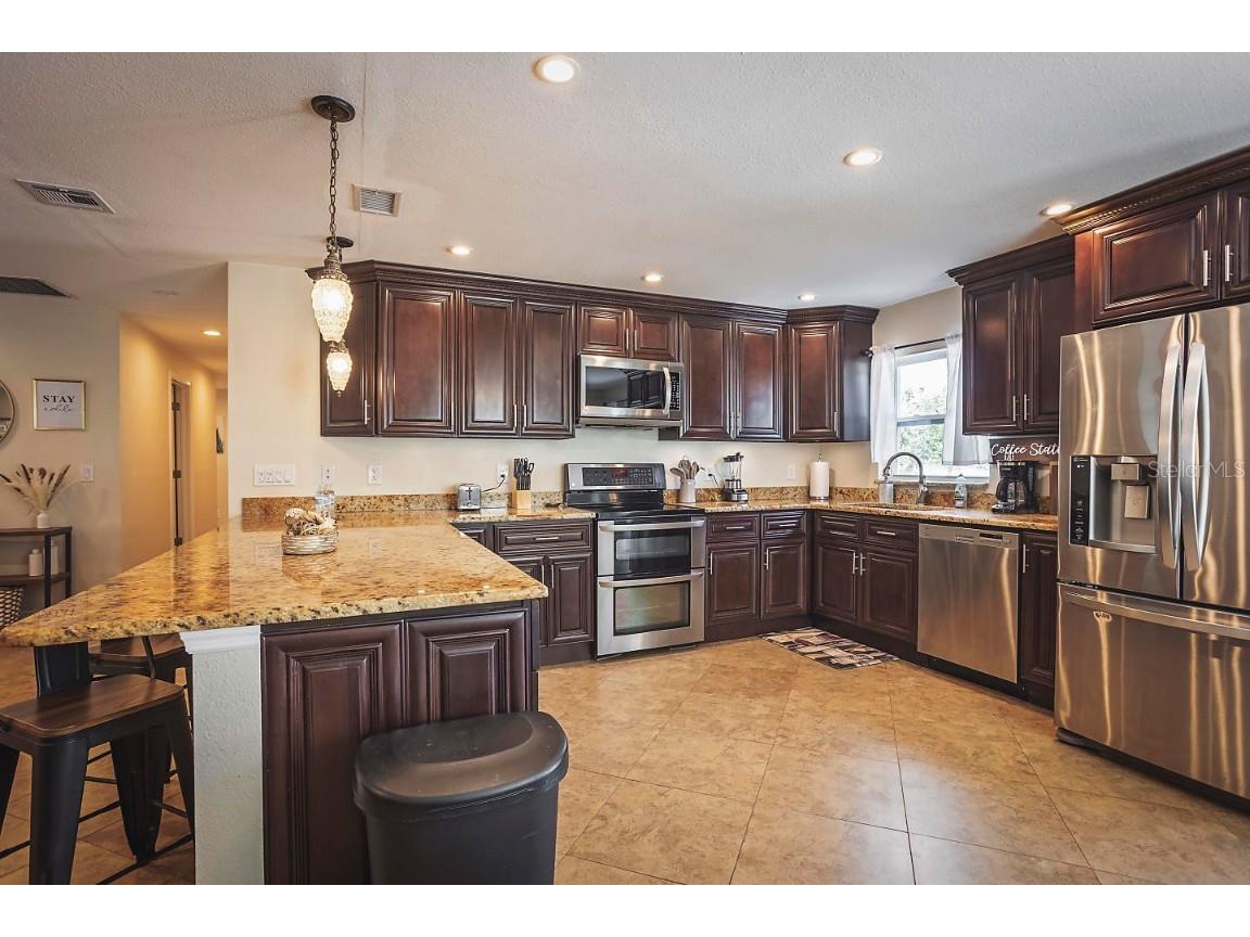 2614 Fairview Avenue Seffner FL 33584 W7880692 image17