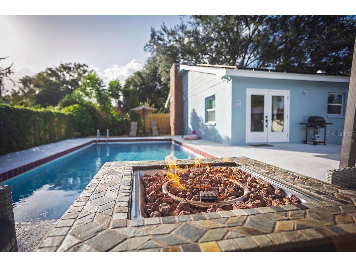 2614 Fairview Avenue Seffner FL 33584 W7880692 image32