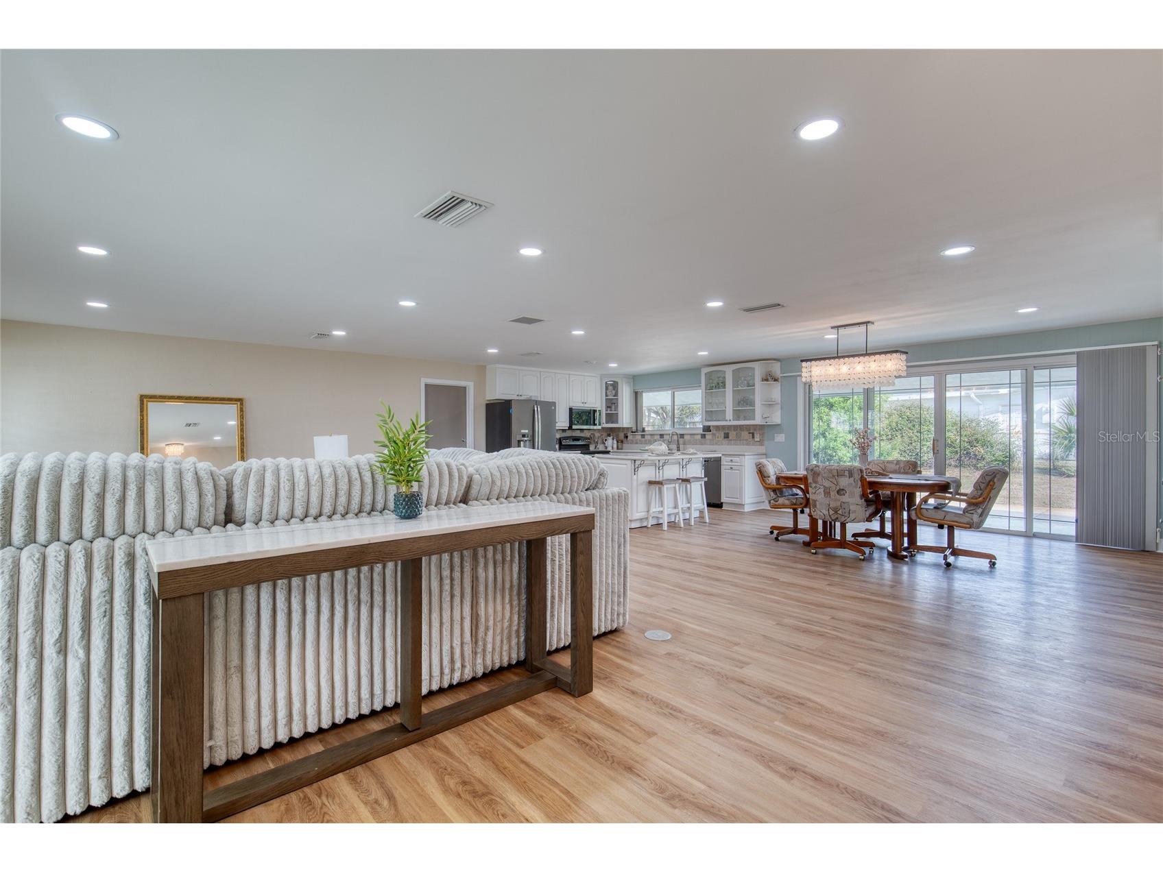 2614 N Peninsula Drive Daytona Beach FL 32118 V4947818 image14
