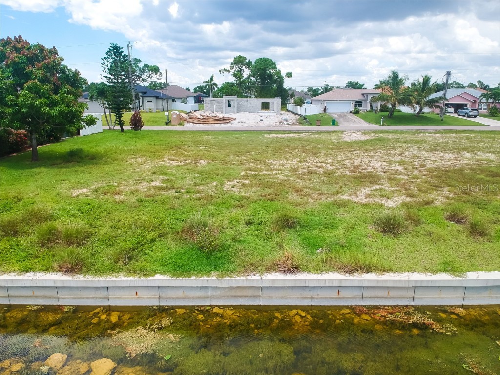 2614 NW 26th Terrace Cape Coral FL 33993 - LUECKER CANAL C7513566 image2