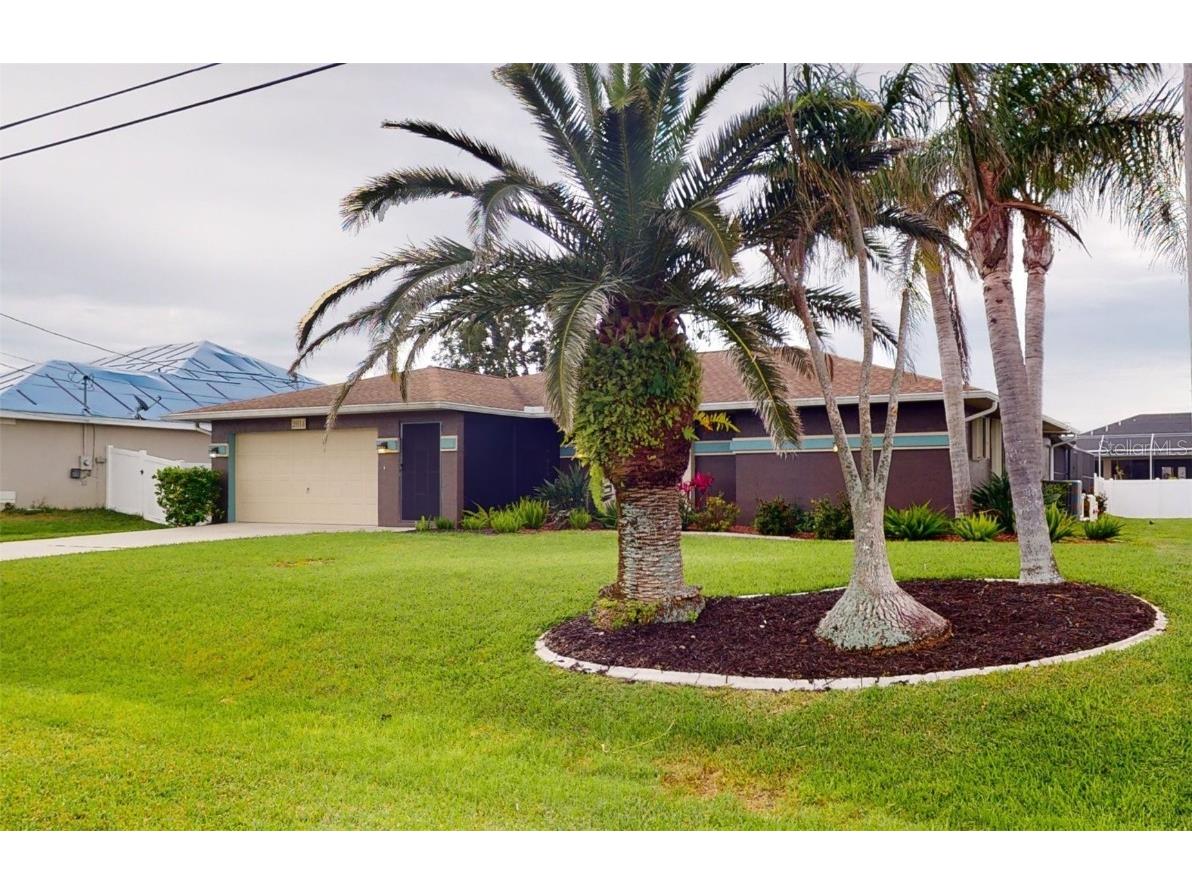 2614 SW 32nd Street Cape Coral FL 33914 C7472905 image1