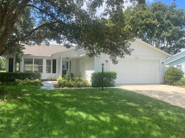 26141 Newcombe Circle Leesburg FL 34748 O6231790 image1