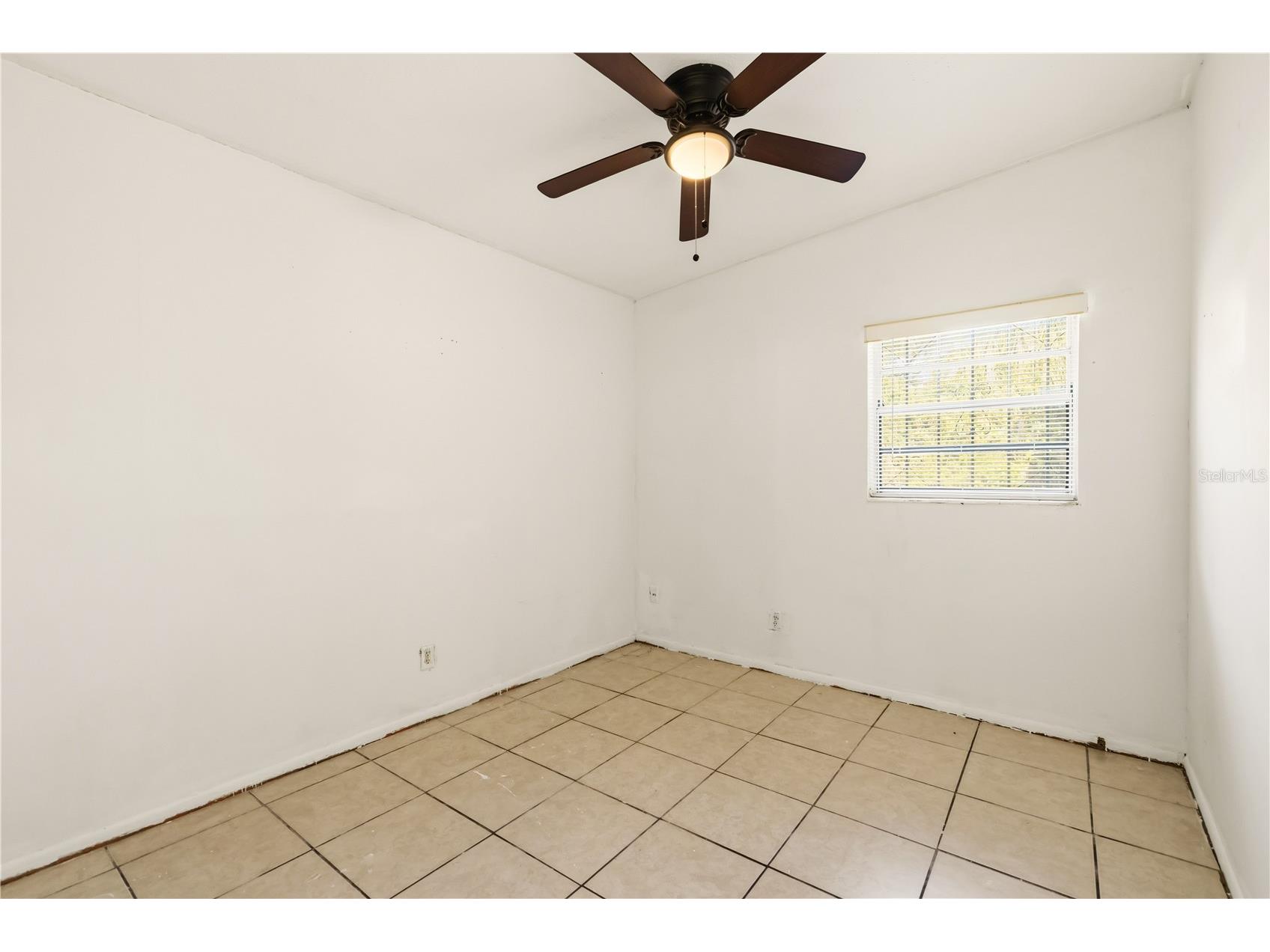 2615 9th Ave. Drive E. Palmetto FL 34221 A4689885 image14