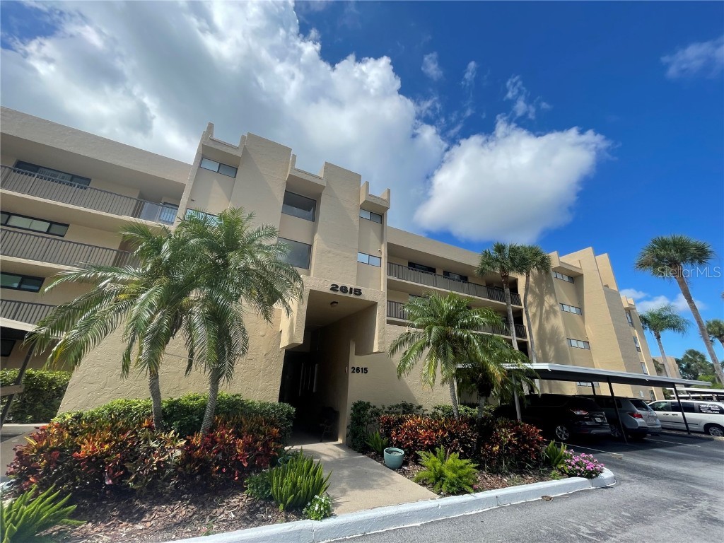 2615 Cove Cay Drive #408 Clearwater FL 33760 TB8381423 image1