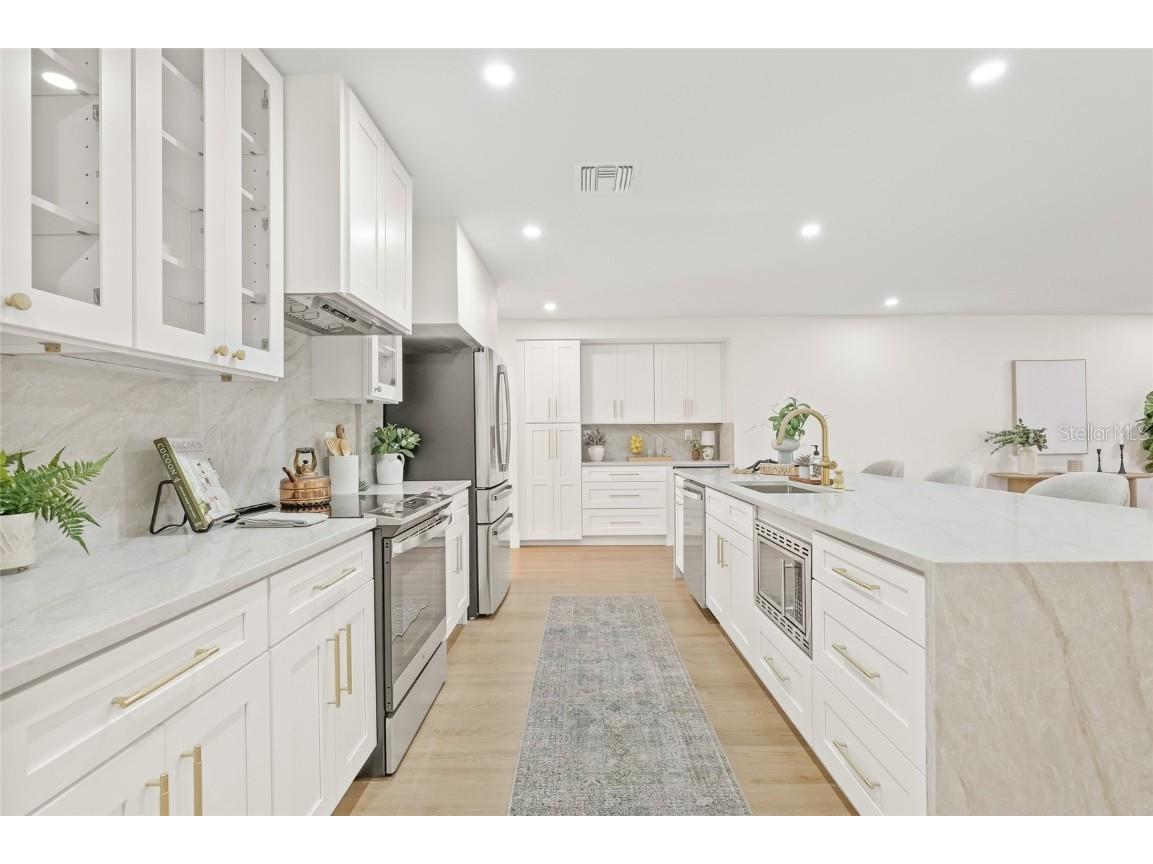 2615 Desoto Way S Saint Petersburg FL 33712 - Summit Lake TB8438978 image13